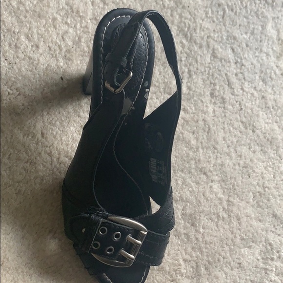 Black slingback heels size 7.5 (US) Fossil - Picture 8 of 8